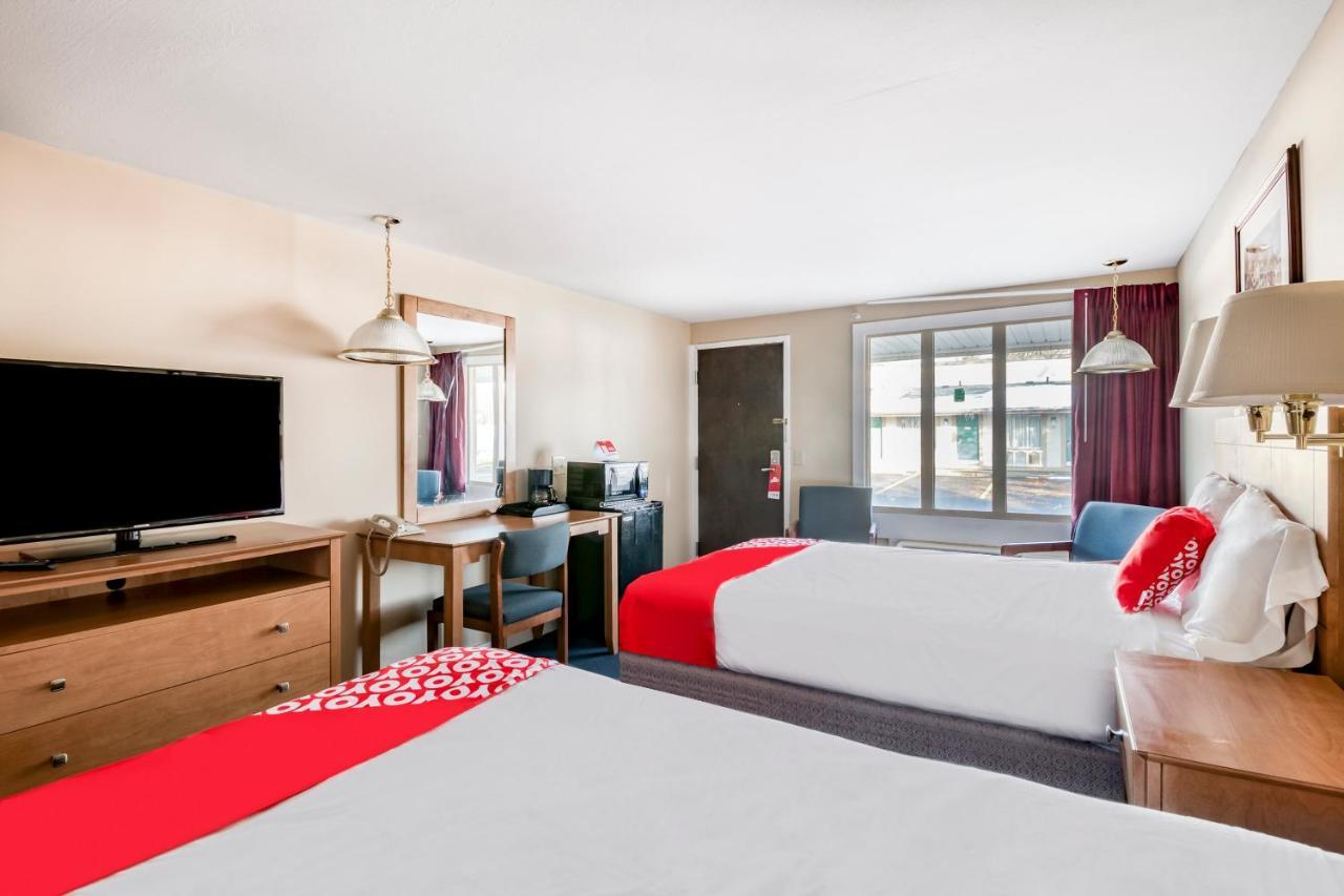 Oyo Hotel Wadsworth Oh I-76 Buitenkant foto