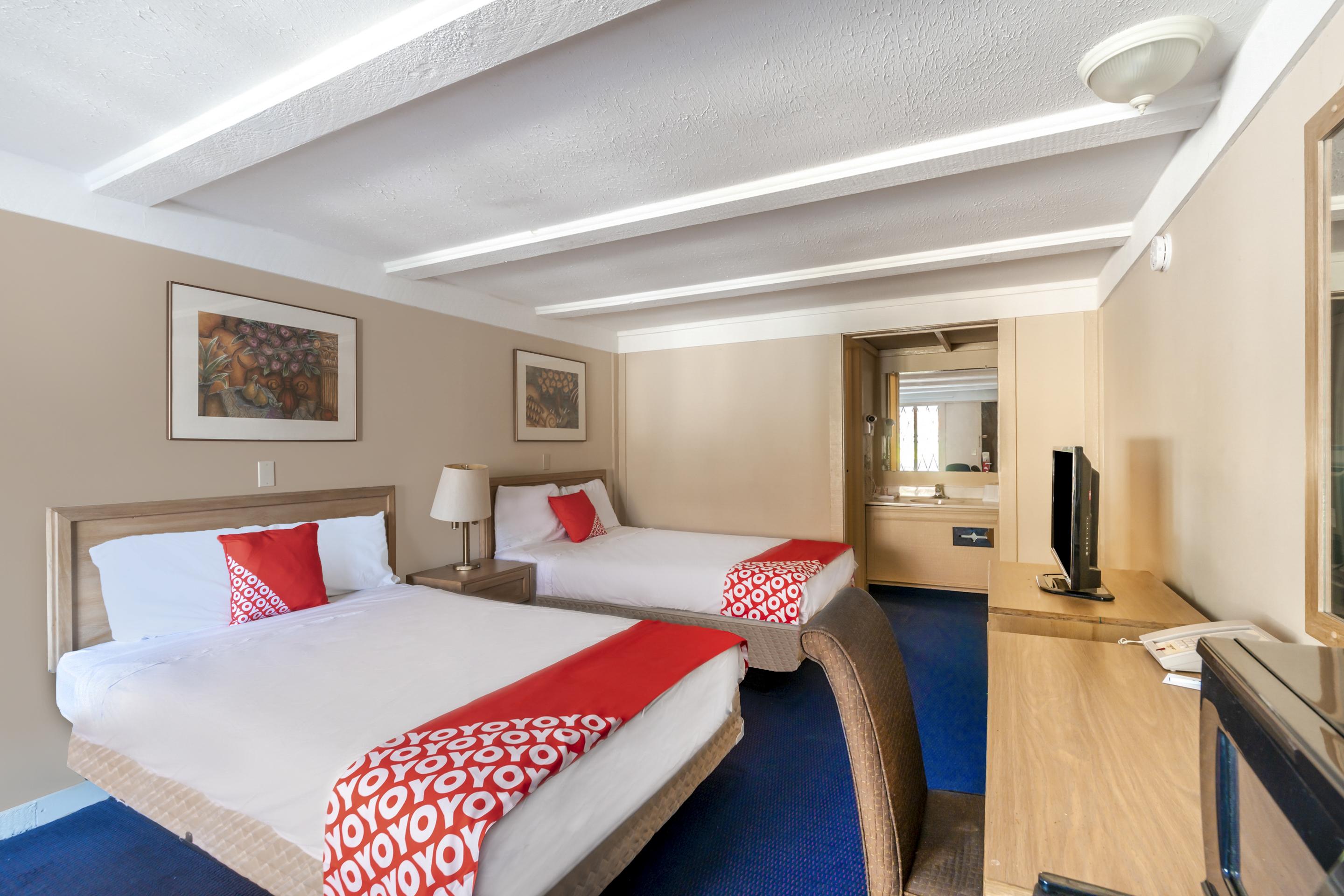 Oyo Hotel Wadsworth Oh I-76 Buitenkant foto