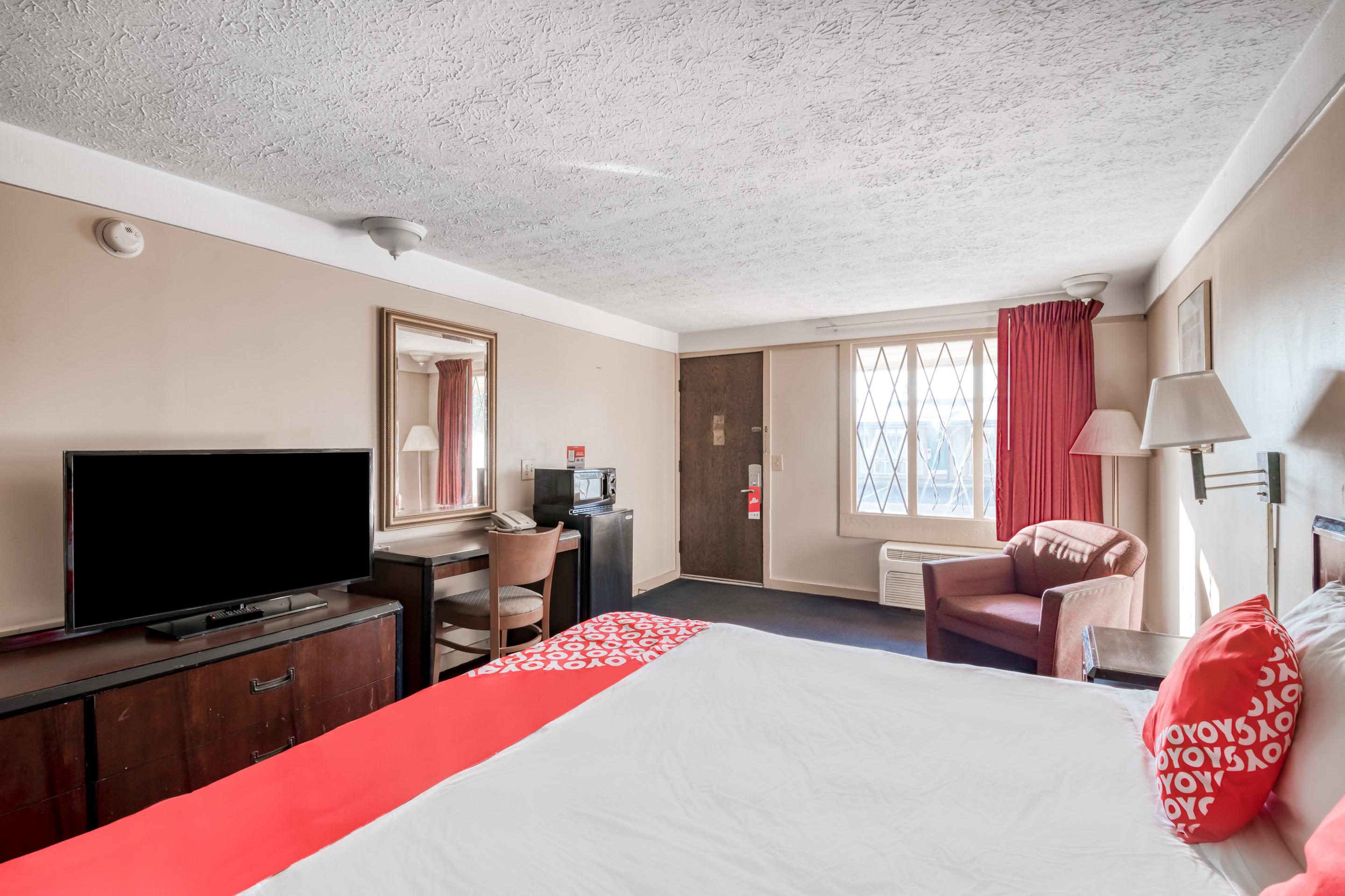 Oyo Hotel Wadsworth Oh I-76 Buitenkant foto