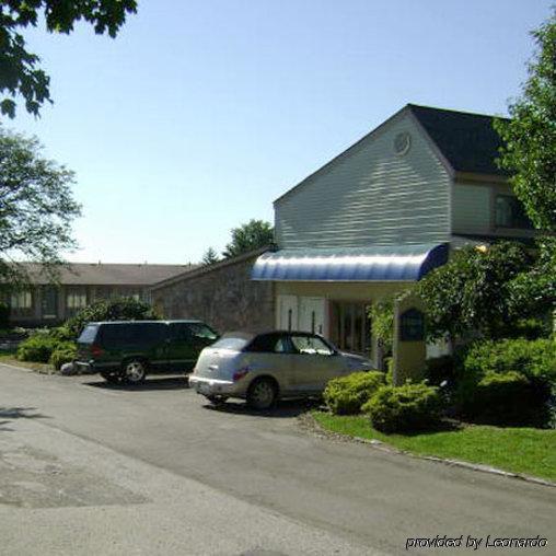 Oyo Hotel Wadsworth Oh I-76 Buitenkant foto