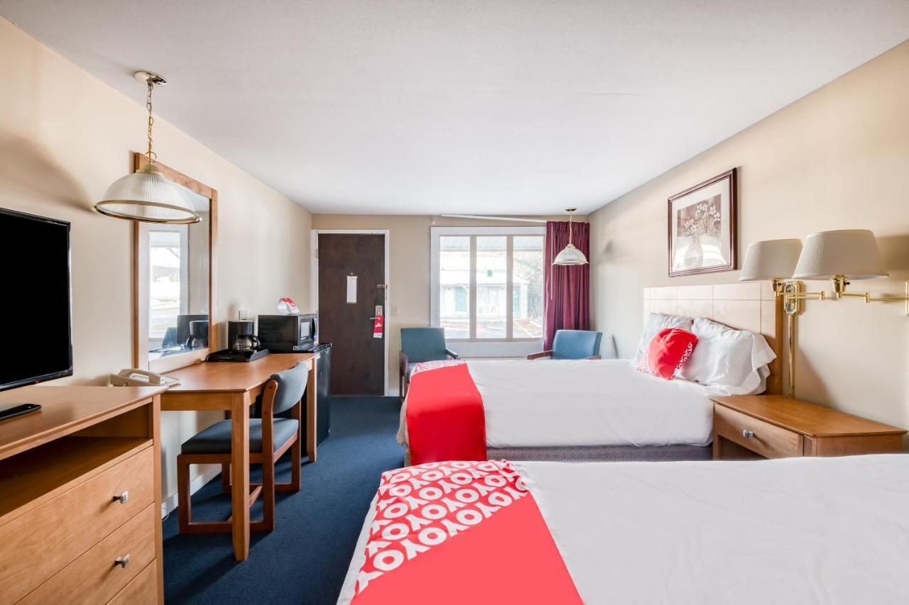 Oyo Hotel Wadsworth Oh I-76 Buitenkant foto